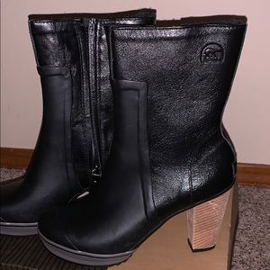 MAKE A OFFER Sorel, Medina Rain Tall Boots